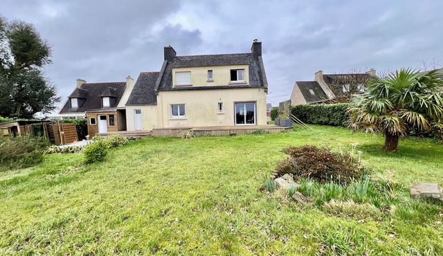 Maison Familiale à 2 pas du Centre Bourg Avec Grand Jardin