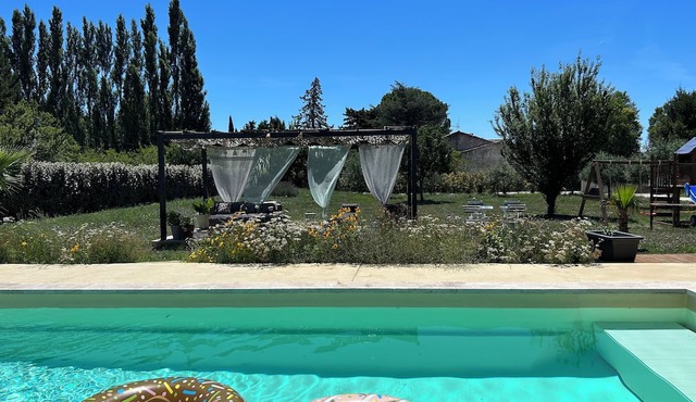 Partie de Mas Provençal "La Fromagerie", Avec spa Privatif