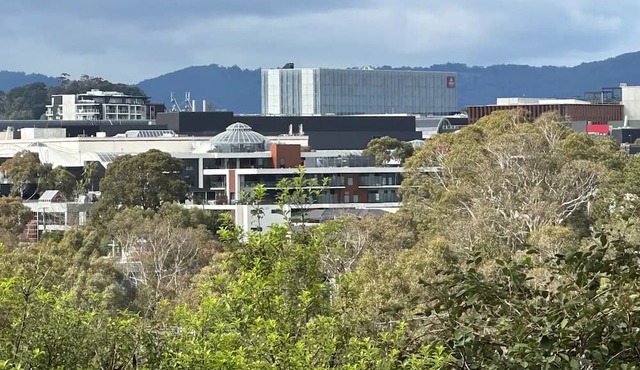 Architect designed large 3/4 bedroom home in a private court close to Eastland