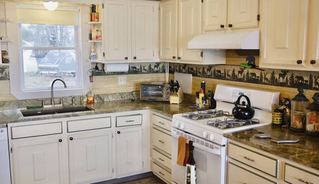 Cozy Retreat in Millinocket on Smith Pond: 300ft of water frontage