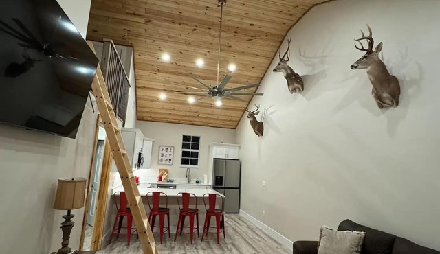 The DDD - Triple D Duplex Fishing Lodge