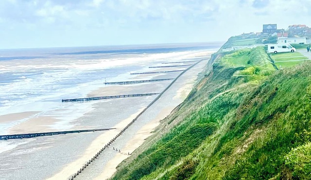 Newly listed may 2024, 45 Highsett Lodge, Trimingham - close to Cromer!