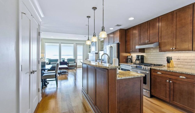 Three Bedroom Cottage on the James