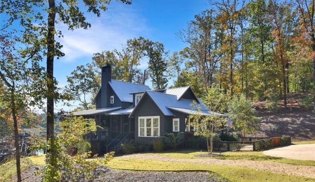 Gorgeous Home on Lake Martin! 40 Minutes from Auburn! 🦅