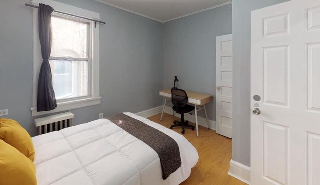 P2 Contact host first This is private room