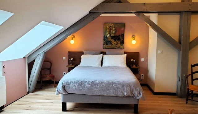 Cosy, superbly equipped 40m2 studio, 15 minutes from the Himalayan footbridges.