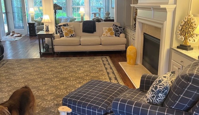 Private bedroom/bath in my home. Gated comm. next to NE GA Med. Ctr-Braselton