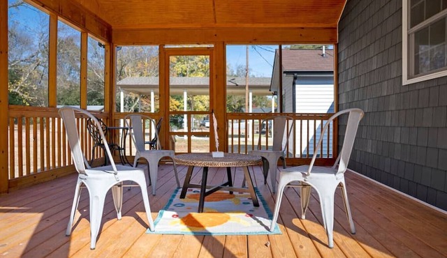 The Cozy Cottage Home