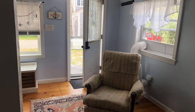 Cottage with large yard, parking, and steps to Sunrise Beach in Marshfield!