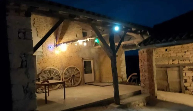 Homerez - Nice house for 6 ppl. with terrace at Castelnau-Montratier