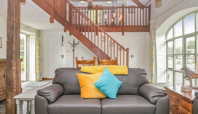 2 bedroom accommodation in Pilton, near Shepton Mallet