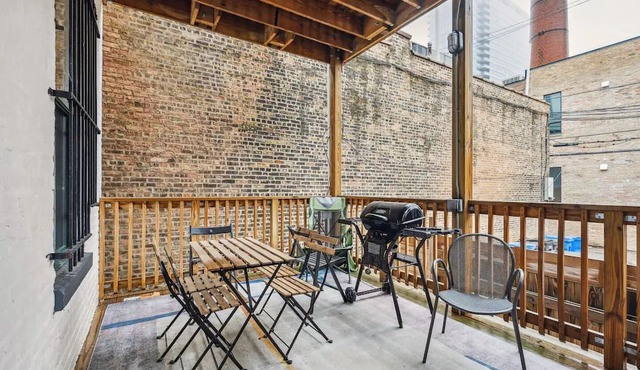 Secret Gallery on the Park - 2bd/1ba + 1bd/1ba