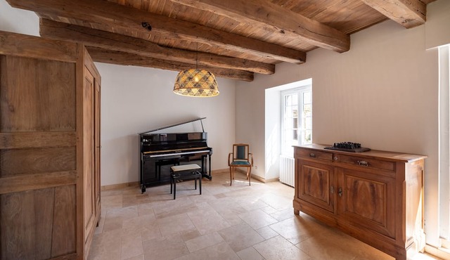 Holiday Home 'Bois De Roz' with Private Terrace and Private Garden