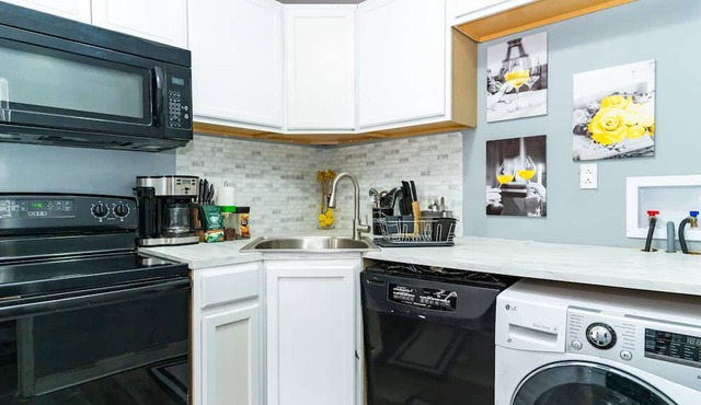 Newly renovated 3 bedroom apartment