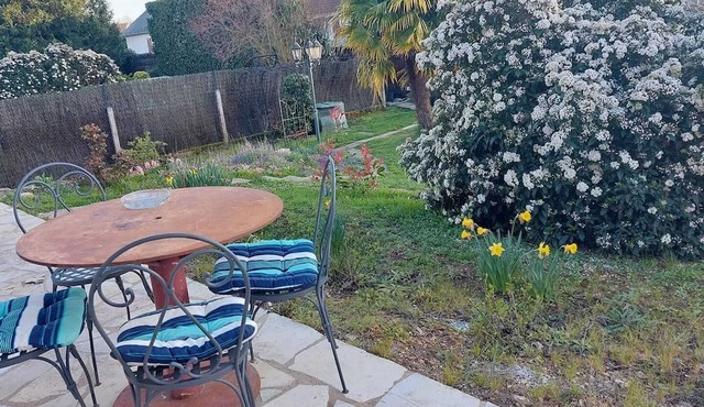 Homerez - House for 4 ppl. with garden and terrace at Saint-Gervais-la-Forêt