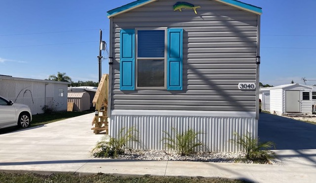 Cozy Cottage Brand New Sebring 2 Bed/1 Bath Special -1195 Monthly