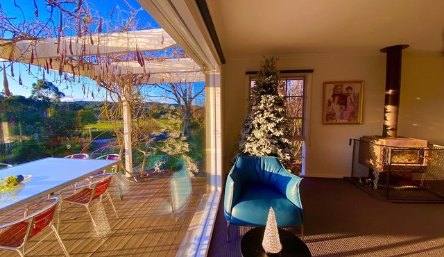 Near Yarra Valley. Four bedrooms with one sunroom surrounded by nature's beauty.