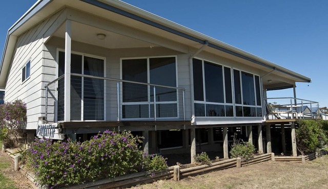 Kangaroo Island BAYWATCH PENNESHAW