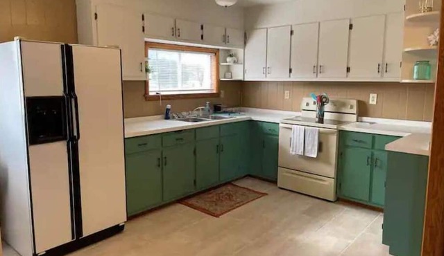 Lovely 3-Bedroom on 7th Street