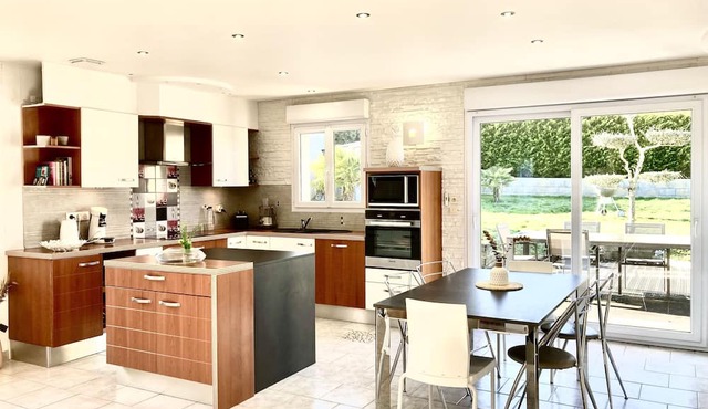 Maison Spacieuse Avec Jardin à 25min des Sables D'olonne