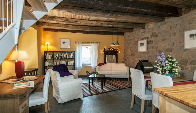 Gite de la Cascade, Pour 4 Personnes, Animaux Acceptés, Entre Rodez et Conques