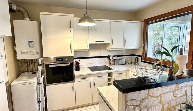 Cosy apartment with garden and parking, close to Paris