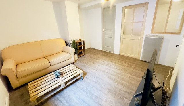 Charmante Maison à Montagnac. Animaux de Compagnie Acceptés !