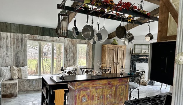 The Brupoppy Farm & Stay is located in the heart of the National Parks.