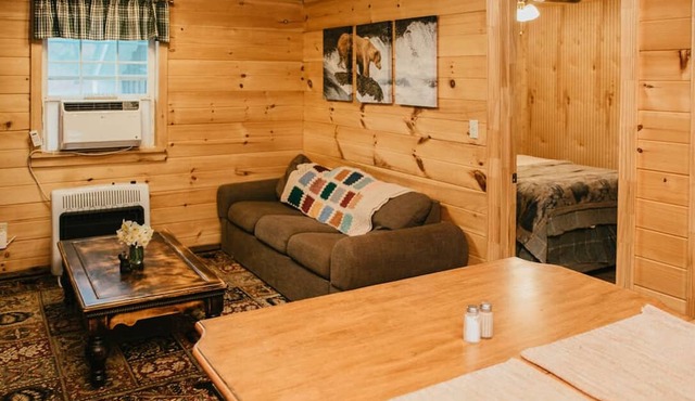 Cozy Cub Hideaway