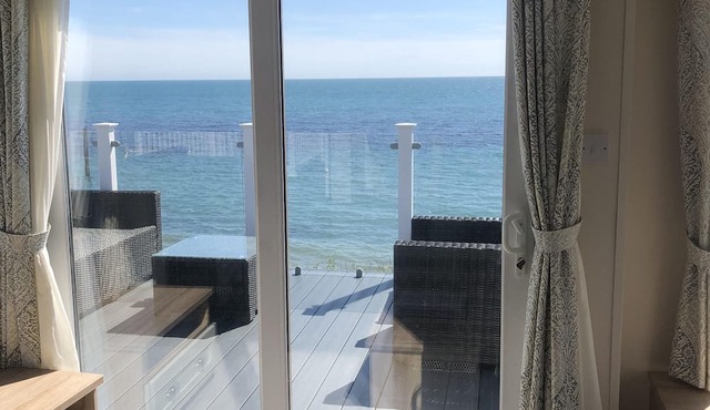 Willow - Creek Caravan Park Ringstead - Dog Friendly