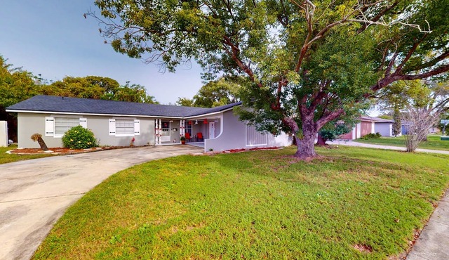 Single-story home with community pool/tennis access, grill, patio, AC, & W/D