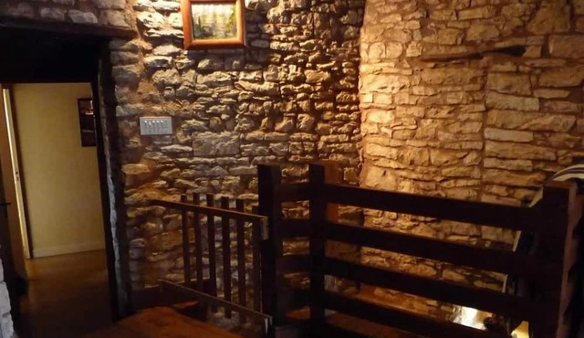 Homerez - House for 6 ppl. with shared pool, garden and terrace at Lavercantière