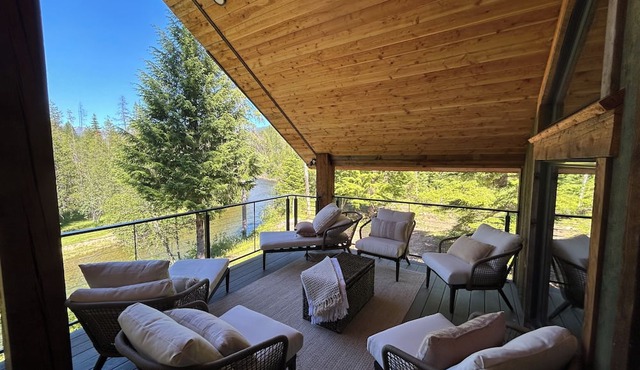 Fly Fishermen’s Dream Getaway