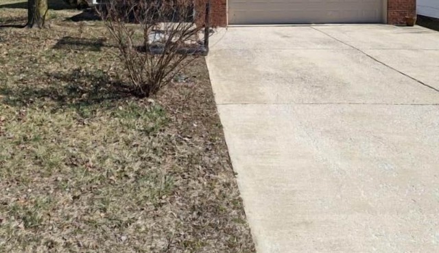 Charming 3-bedroom house in enchanting Lawrenceburg with WiFi, AC