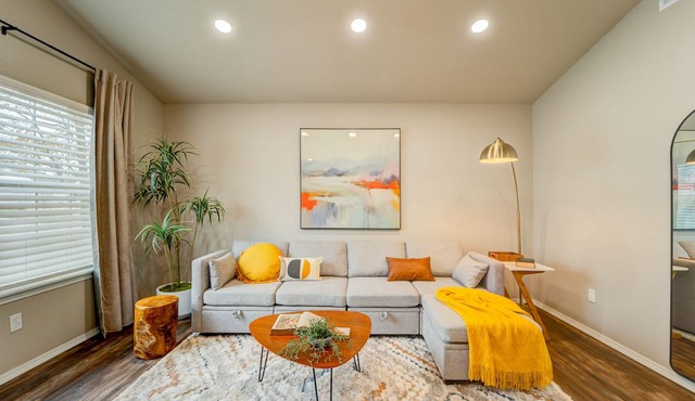 Trailside Modern Home 2-Bed, 1-Bath - Steps from Handcut Hollow Trails