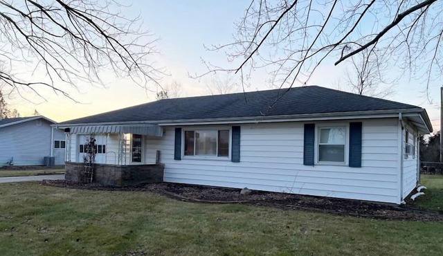 Cozy Essentials Home right off I469