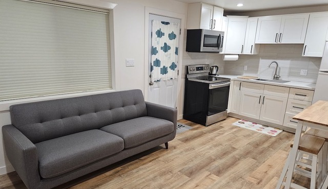 SF Apartment in Quiet Neighborhood close to Golden Gate Park and Ocean Beach.