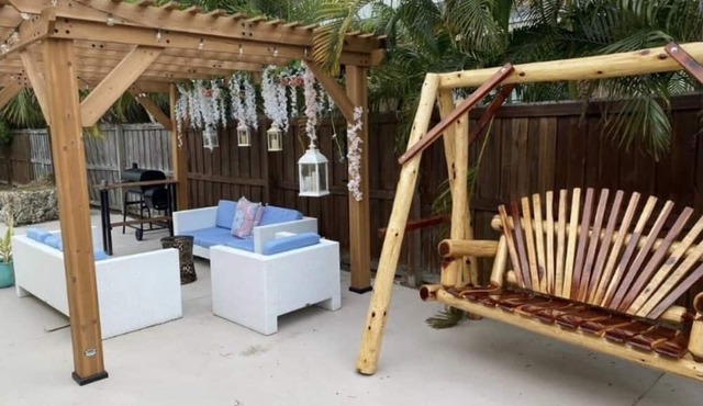 This is Espacios Cattleya, a lovely 2-bedroom home & This home is dog-friendly!!