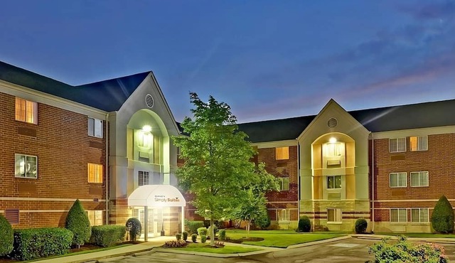 Your Dream Stay in the Heart of Tennessee! 2 Relaxing Units, Full Kitchen!