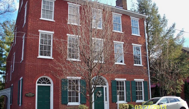 Ascot Bed & Breakfast Sleeps up to 16+