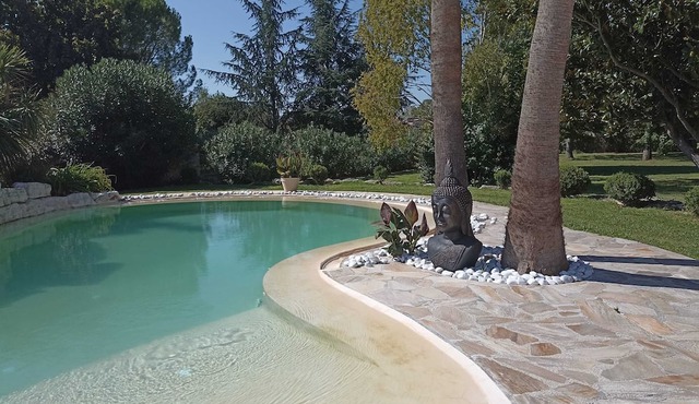 Homerez - Villa for 6 ppl. with swimming-pool, garden and terrace at Campagne