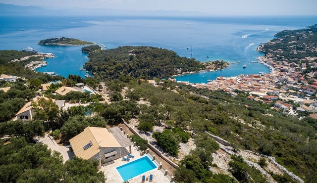 Exquisite Paxos Villa | 2 Bedrooms | Villa Fujin | Breathtaking Sea/Gaios Views and Private Pool | Loggos