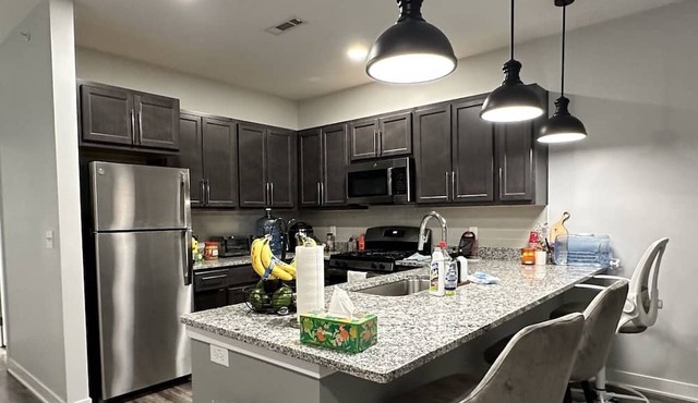 Cozy Modern1-bedroom apartment in enchanting Elkhart with AC, WiFi, Riverview
