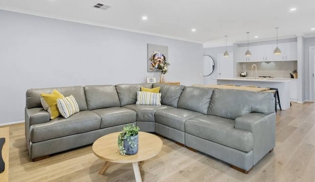 Peninsula Getaway. 5 minute walk from local shops