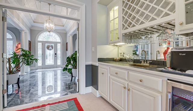 Luxury Lakefront Vacation Villa ~ 29 Mi to Atlanta