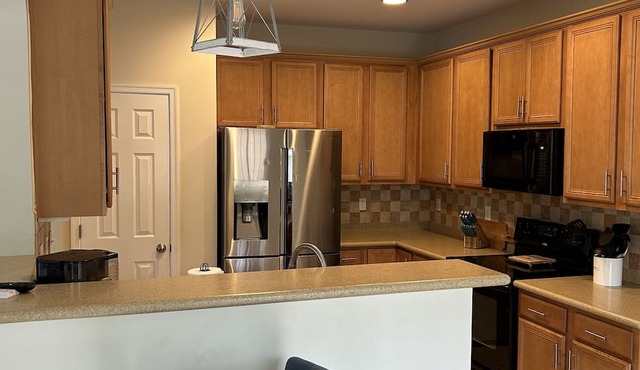 Welcome to suburbia! 3bedroom townhome in Midlothian - close to 288 & Powhite!