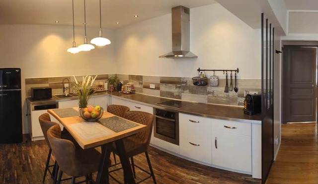 Gîte/maison Entière B&B < Couette et Tartine >