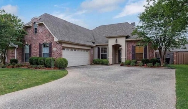 Charming 4/3 in Twelve Oaks