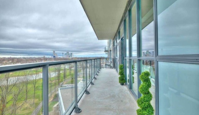 The Eclipse Penthouse- Skyline/Fallsview 90 + day min