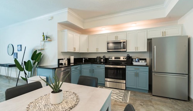 Condo #2 Luxury 2BD 2BTH